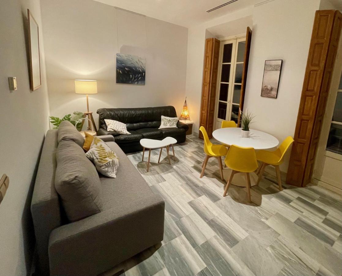 Picasso'S Birth House Charming Apartment Málaga Exteriör bild